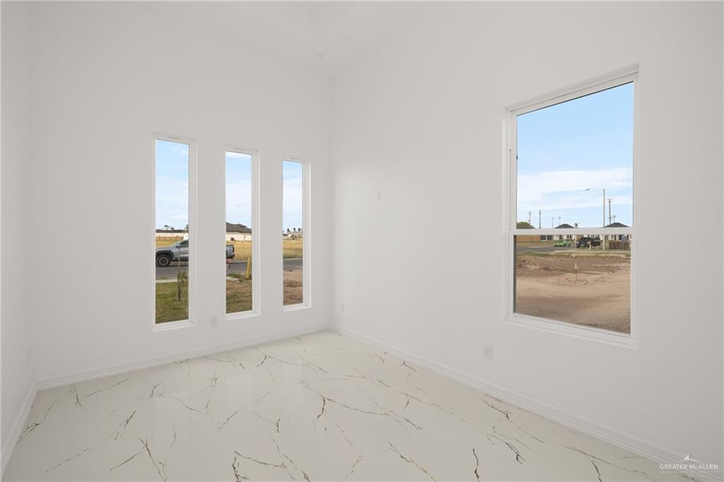 Photo 11 of 3107 Ebano Avenue