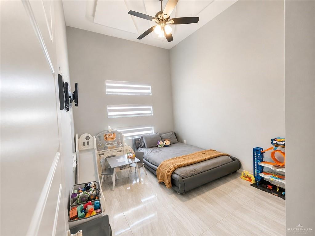 Photo 10 of 3412 Showboat Drive