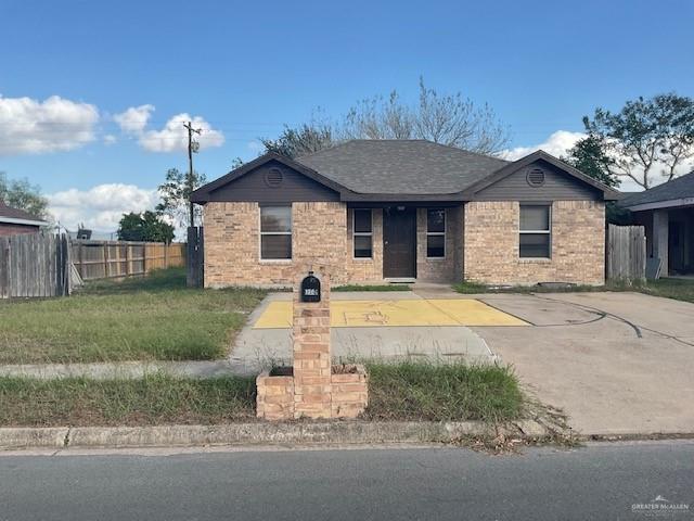 Photo 1 of 1704 Del Oro Drive, Weslaco