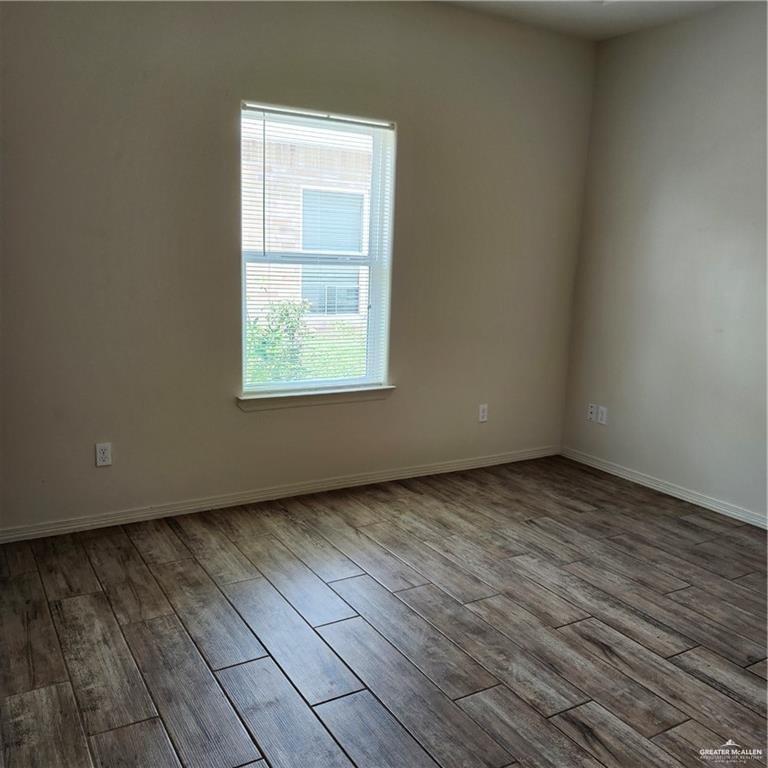 Photo 8 of 4008 Hawthorne Avenue #4