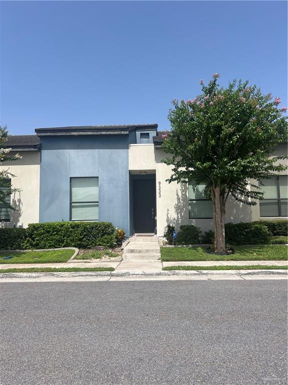 Townhome home at 9333 15th Street, McAllen, Texas