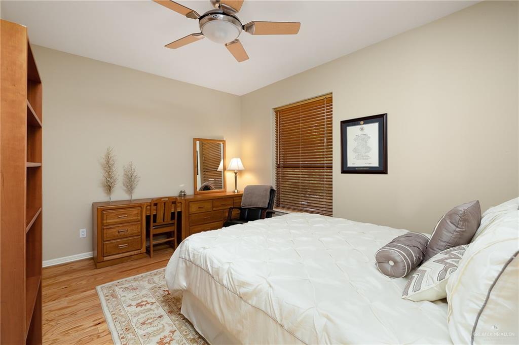 Photo 24 of 4002 San Clemente Street