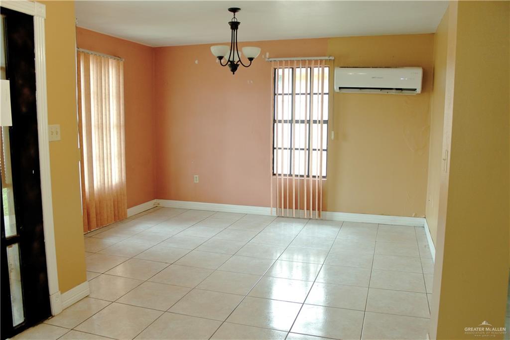 Photo 2 of 2270 Anacua Circle