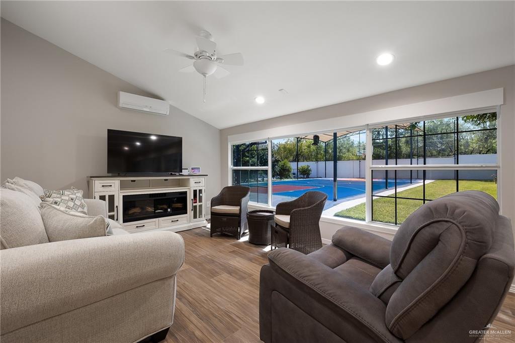 Photo 31 of 1700 Frontera Road