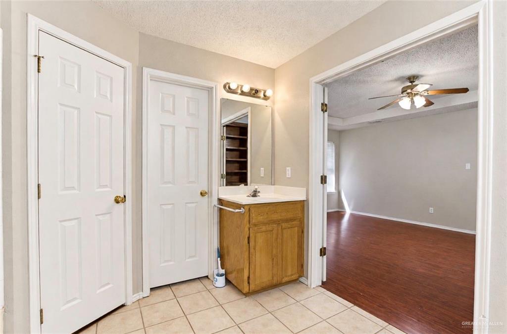 Photo 9 of 4900 34th Street
