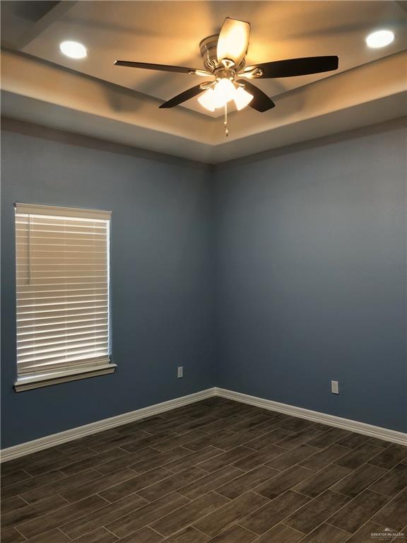 Photo 9 of 4012 Hawthorne Avenue #3