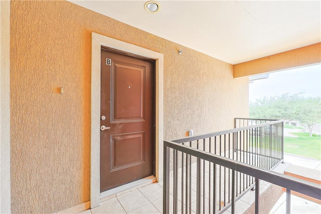 Photo 8 of 1216 Pineridge Avenue #B