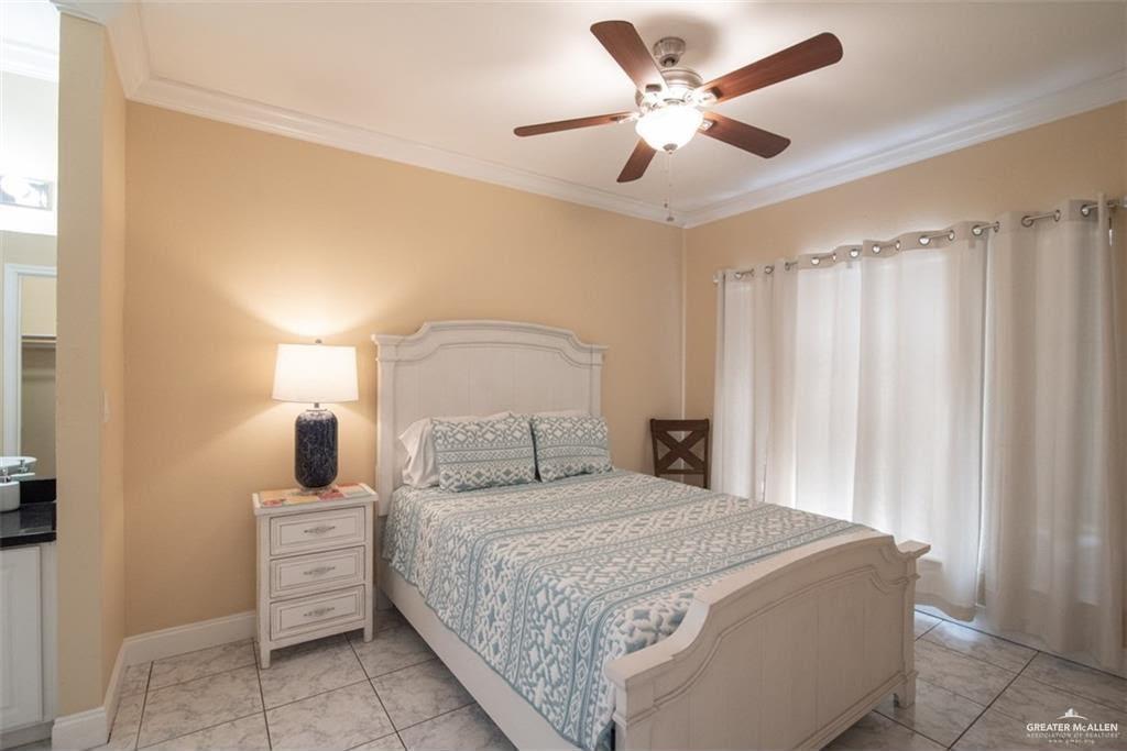 Photo 6 of 2808 Thunderbird Avenue