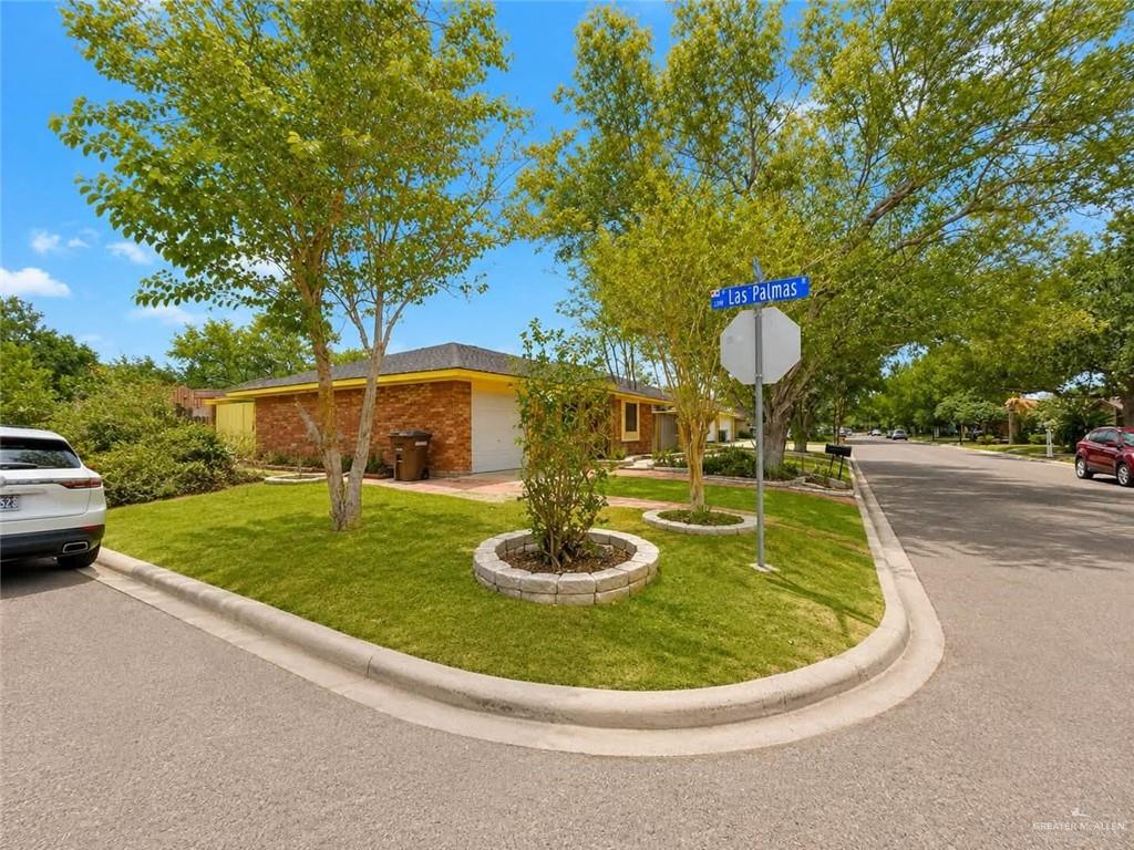 Photo 4 of 1902 Ash Circle