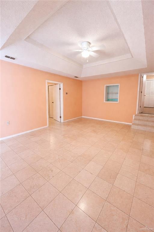 Photo 11 of 616 Diamond Head Avenue