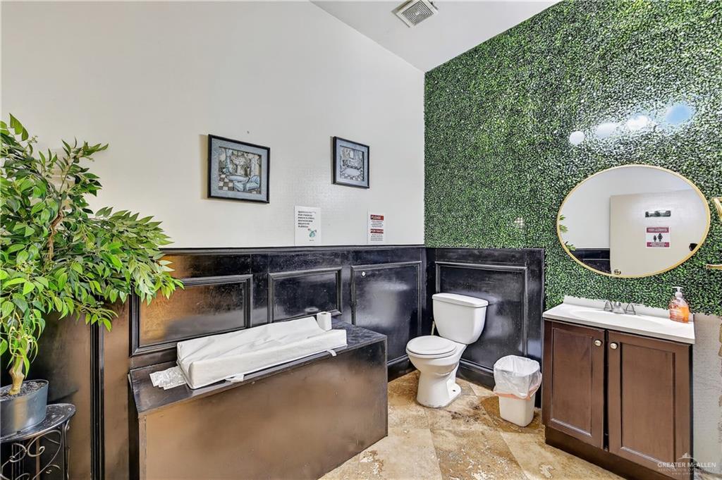 Photo 25 of 2423 Brock Street #C