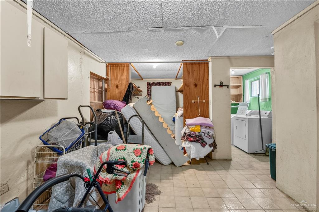 Photo 13 of 1106 Sprague Street