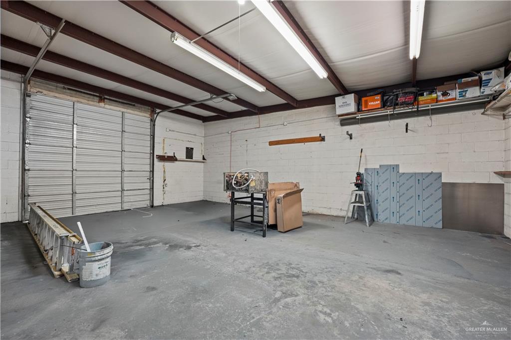 Photo 7 of 1706 Griffin Parkway