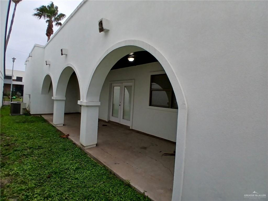 Photo 18 of 130 San Jacinto Drive