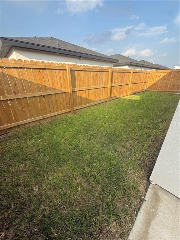 Photo 14 of 1214 Rosewood Lane #4