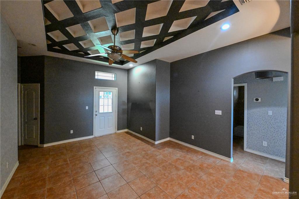 Photo 9 of 5117 Gumwood Street