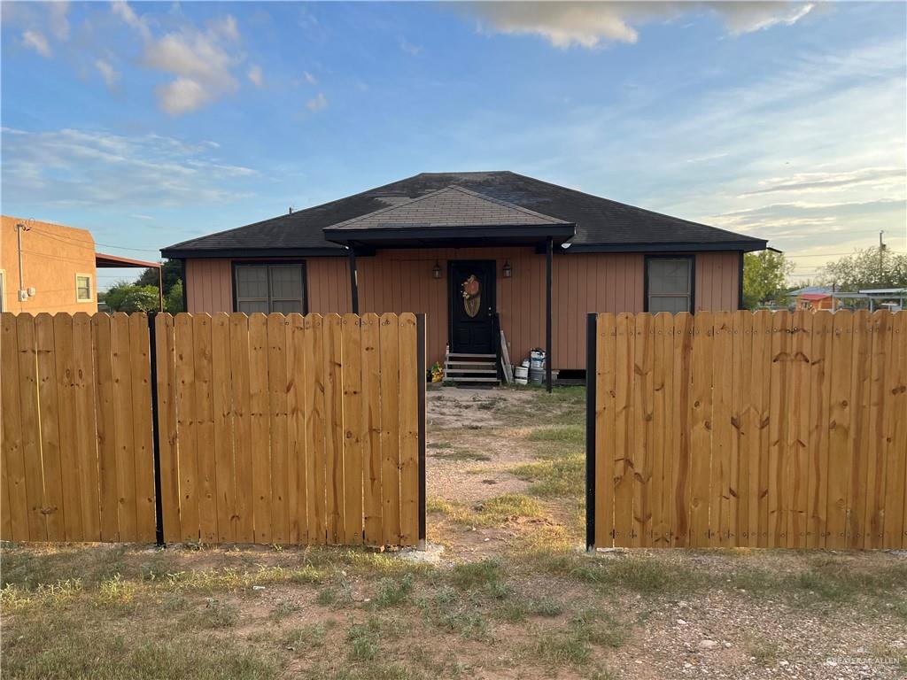 Photo 1 of 1842 La Fuente Drive, Penitas