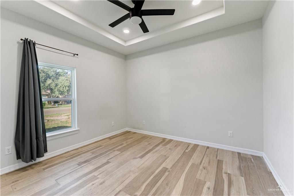 Photo 8 of 1320 Carolina Avenue