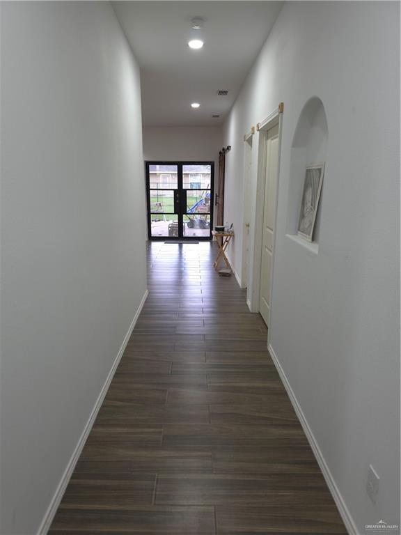 Photo 2 of 304 Abel Drive