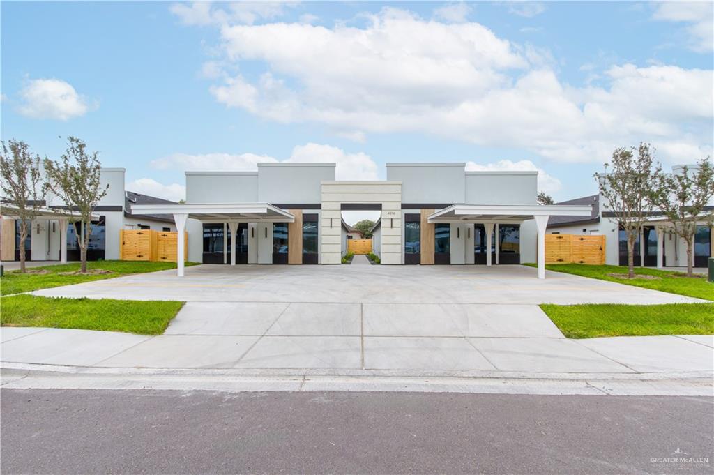 Photo 1 of 4220 Hummingbird Avenue #80, McAllen