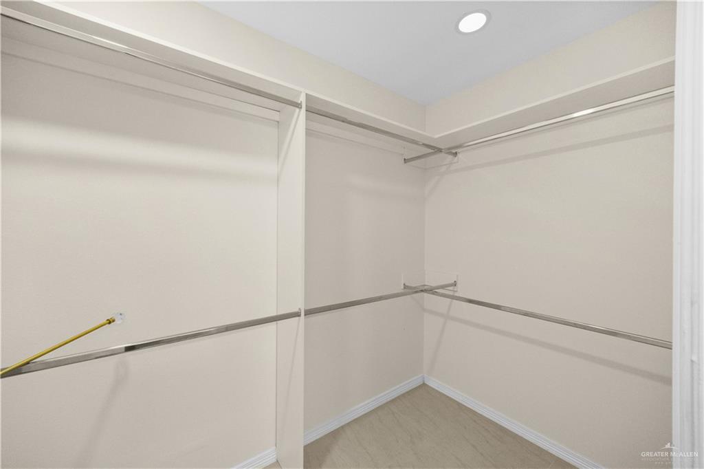 Photo 11 of 2308 San Pascual Street