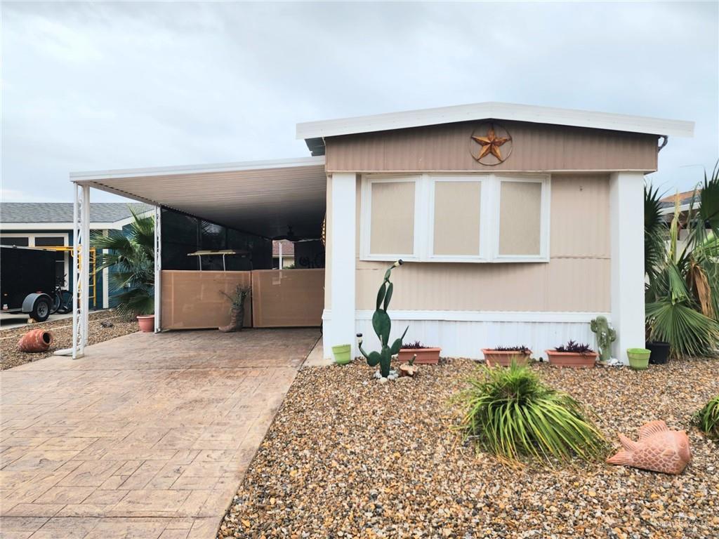 Photo 2 of 2102 Bogey Drive