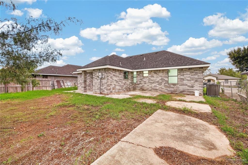 Photo 16 of 2820 Tampico Street