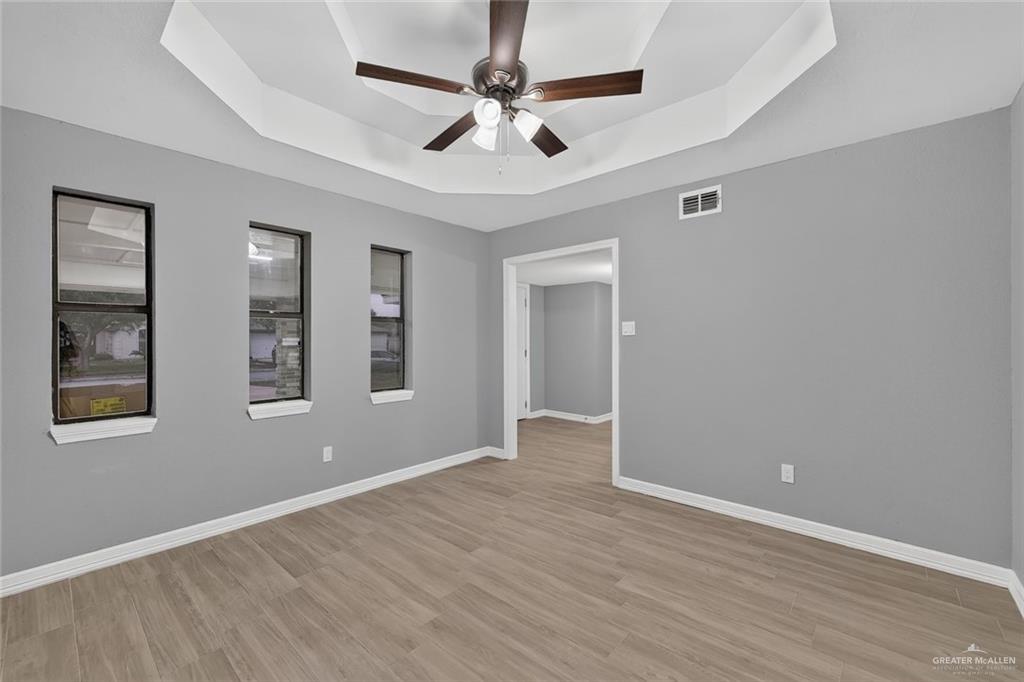 Photo 7 of 2820 Tampico Street