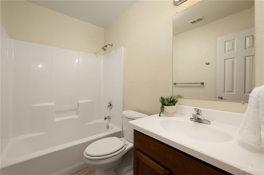 Photo 14 of 4921 47th Street