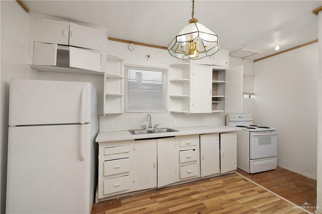 Photo 7 of 221 14th Street