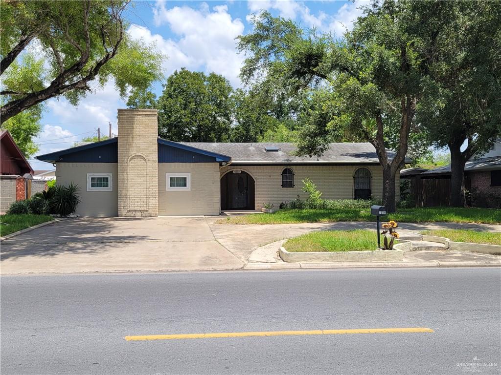 Photo 2 of 2508 Harvey Street