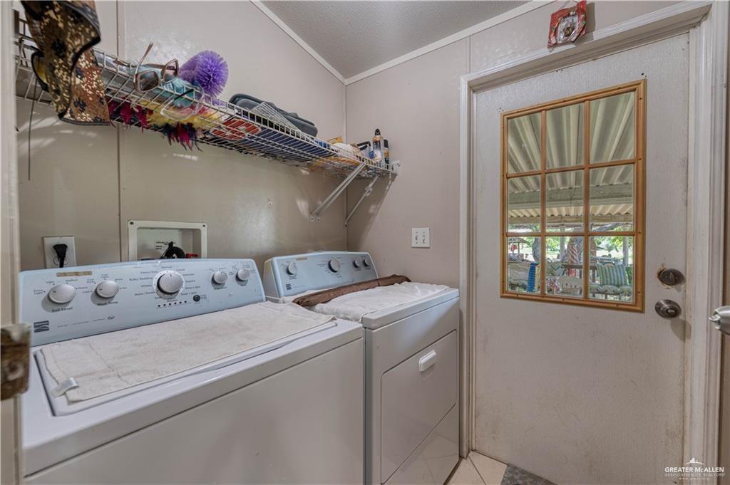 Photo 23 of 220 Delmita Road