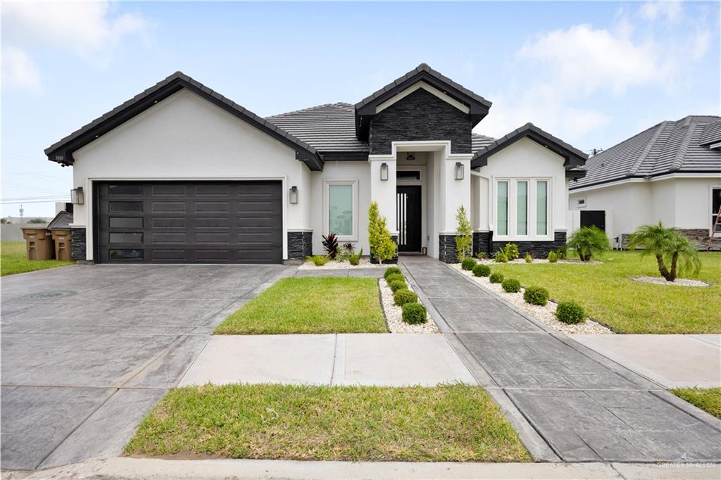 Photo 1 of 3101 Brentwood Drive, Edinburg