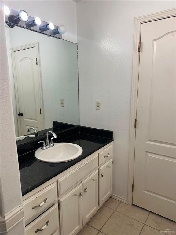 Photo 7 of 1502 Diamond Avenue #3