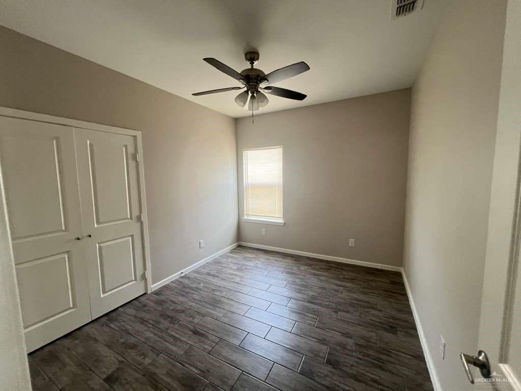 Photo 4 of 5705 Sandpiper Avenue #2