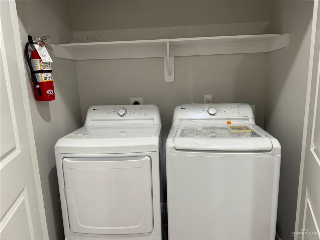 Photo 10 of 804 Dove Avenue #1