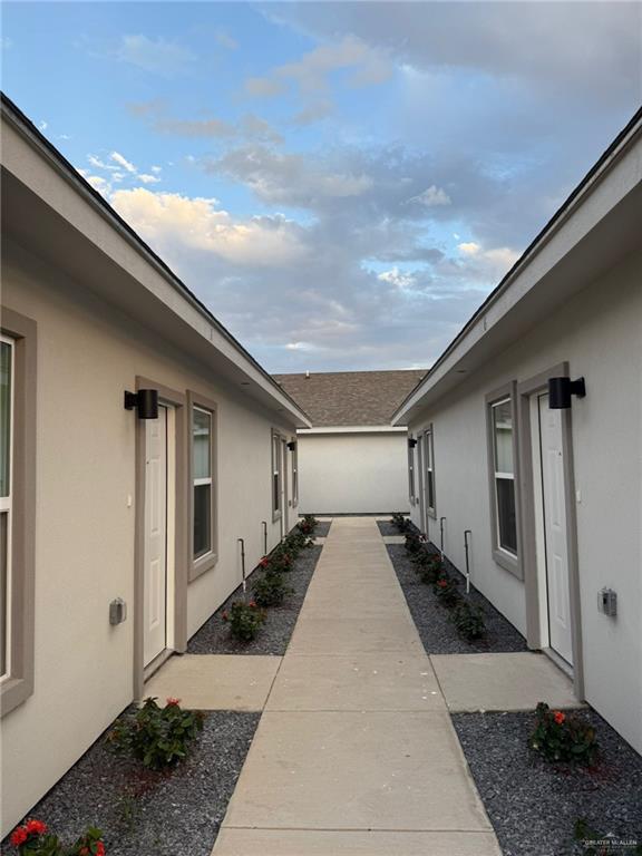 Photo 3 of 804 Dove Avenue #1