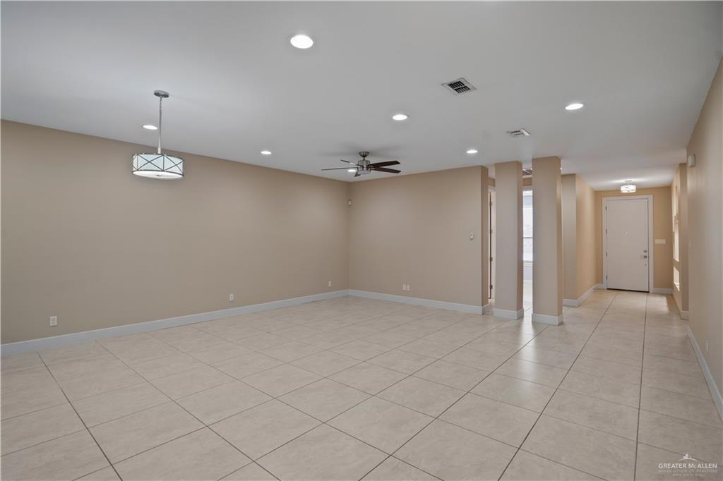 Photo 7 of 1405 Ozark Avenue