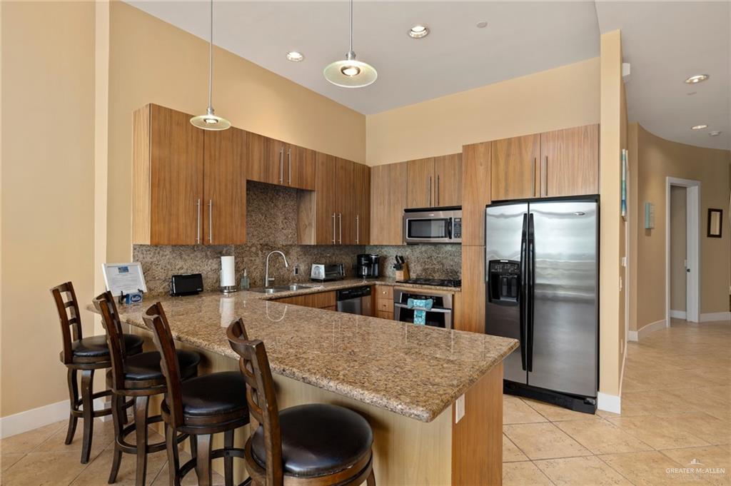 Photo 7 of 310 Padre Boulevard #204
