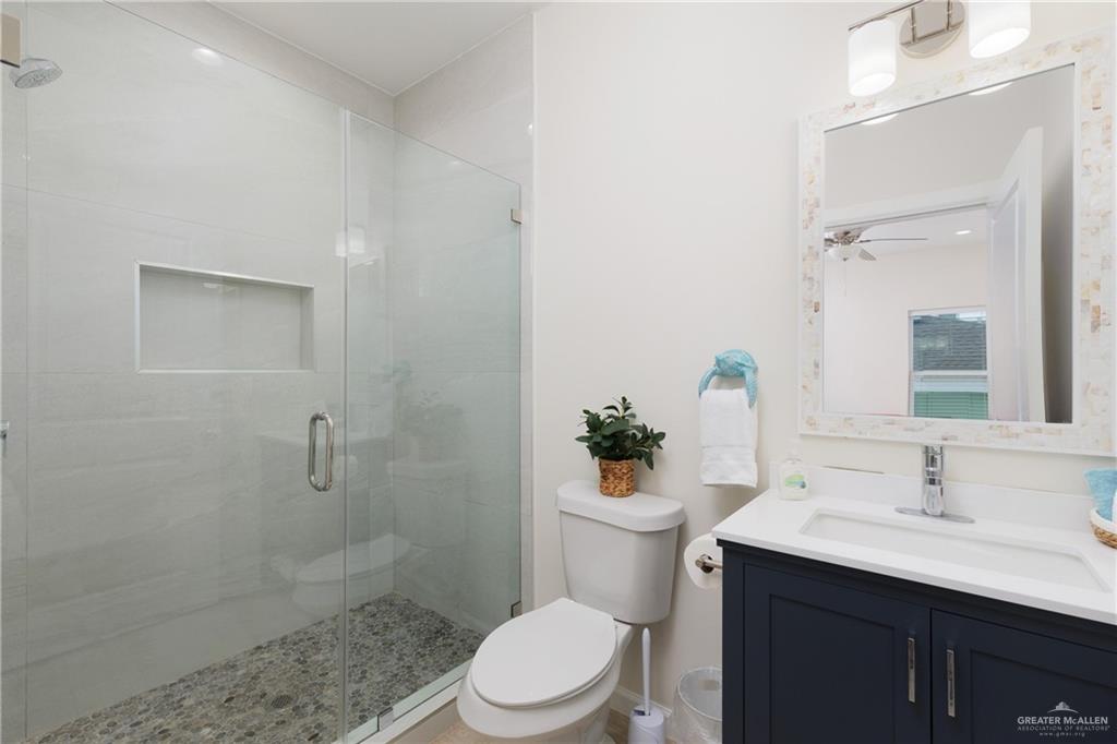 Photo 10 of 117 Marlin Street #C