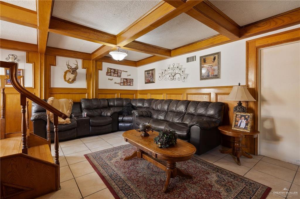 Photo 7 of 202 Aurora Drive