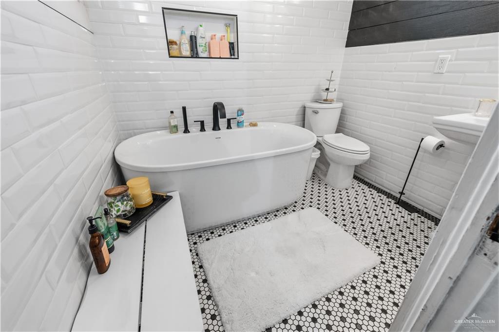 Photo 31 of 602 11th Street