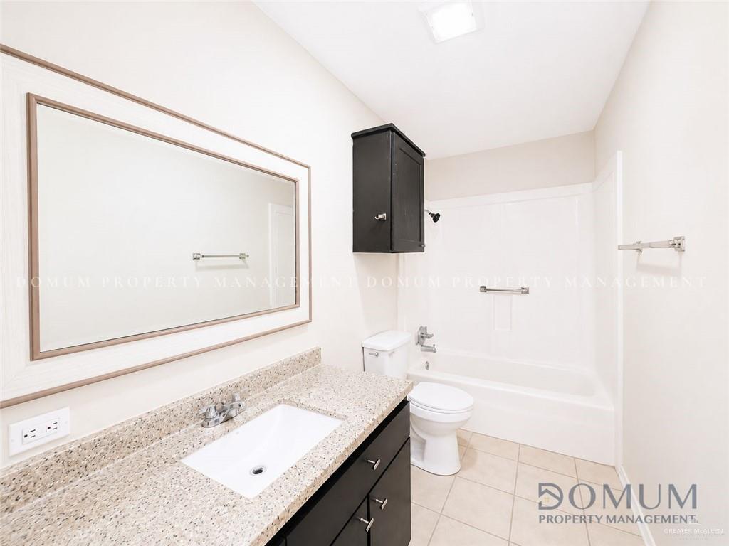 Photo 6 of 1811 Perkins Avenue #5