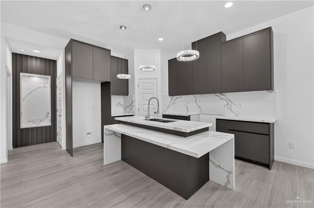 Photo 5 of 1220 Evergreen Avenue