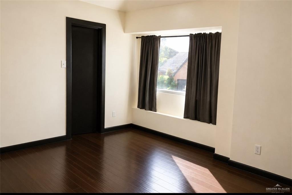 Photo 6 of 310 Rio Grande Drive