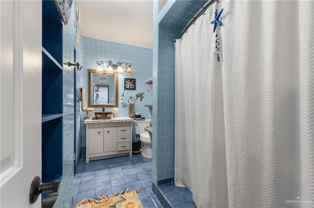 Photo 17 of 293 7th Street