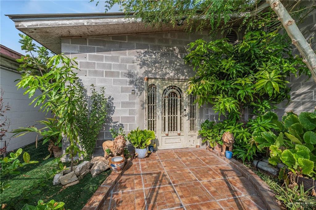 Photo 2 of 293 7th Street