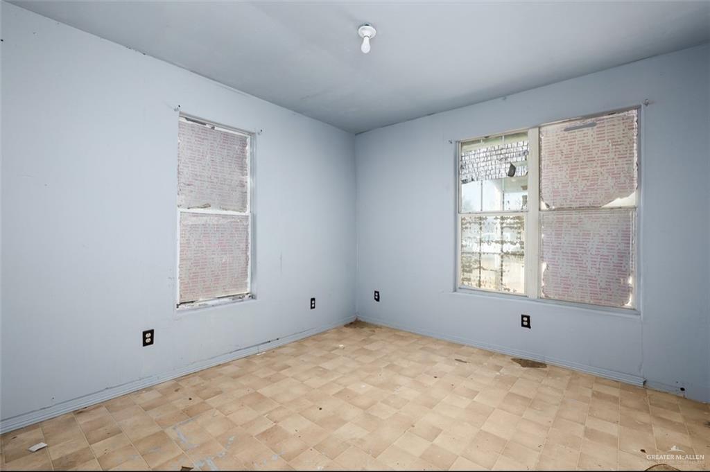 Photo 8 of 6304 Valencia Drive