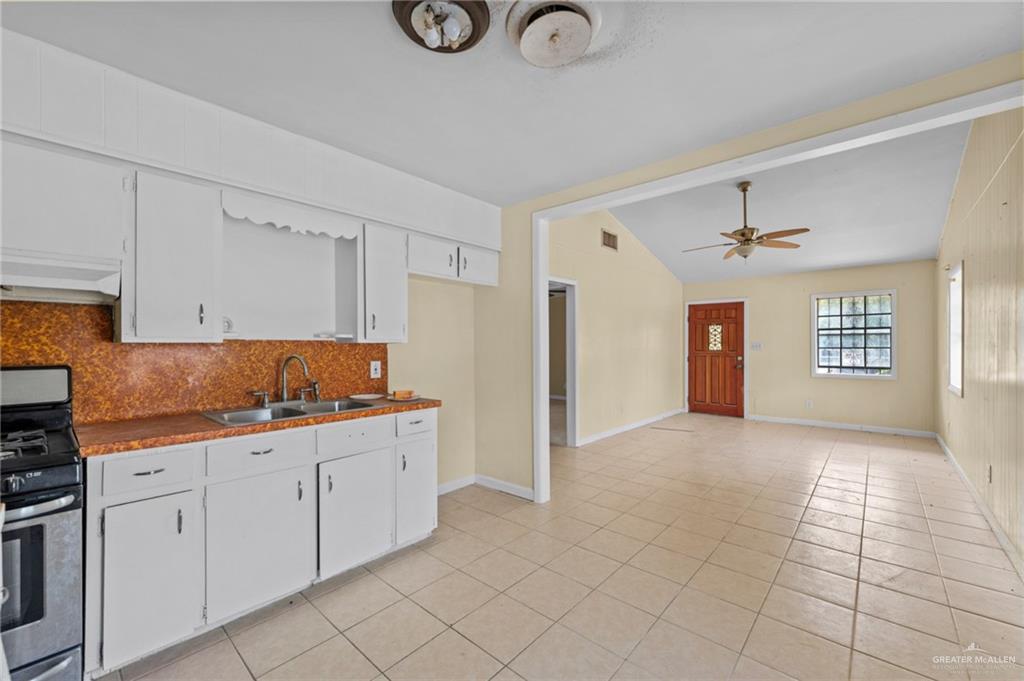 Photo 4 of 406 10th Street