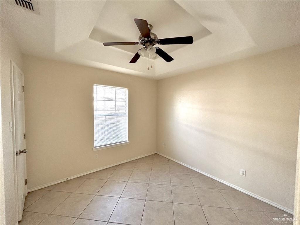 Photo 6 of 314 Albatross Avenue